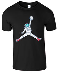 Spaceman Hold Moon Funny Mens T-Shirt